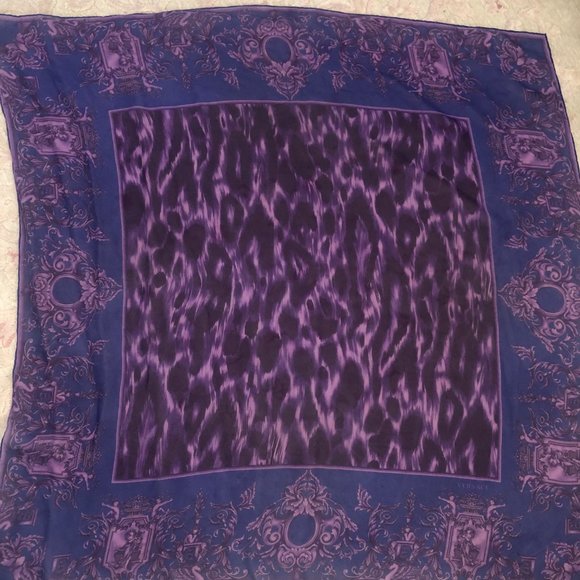 Authentic Versace Silk Scarf - Picture 1 of 7
